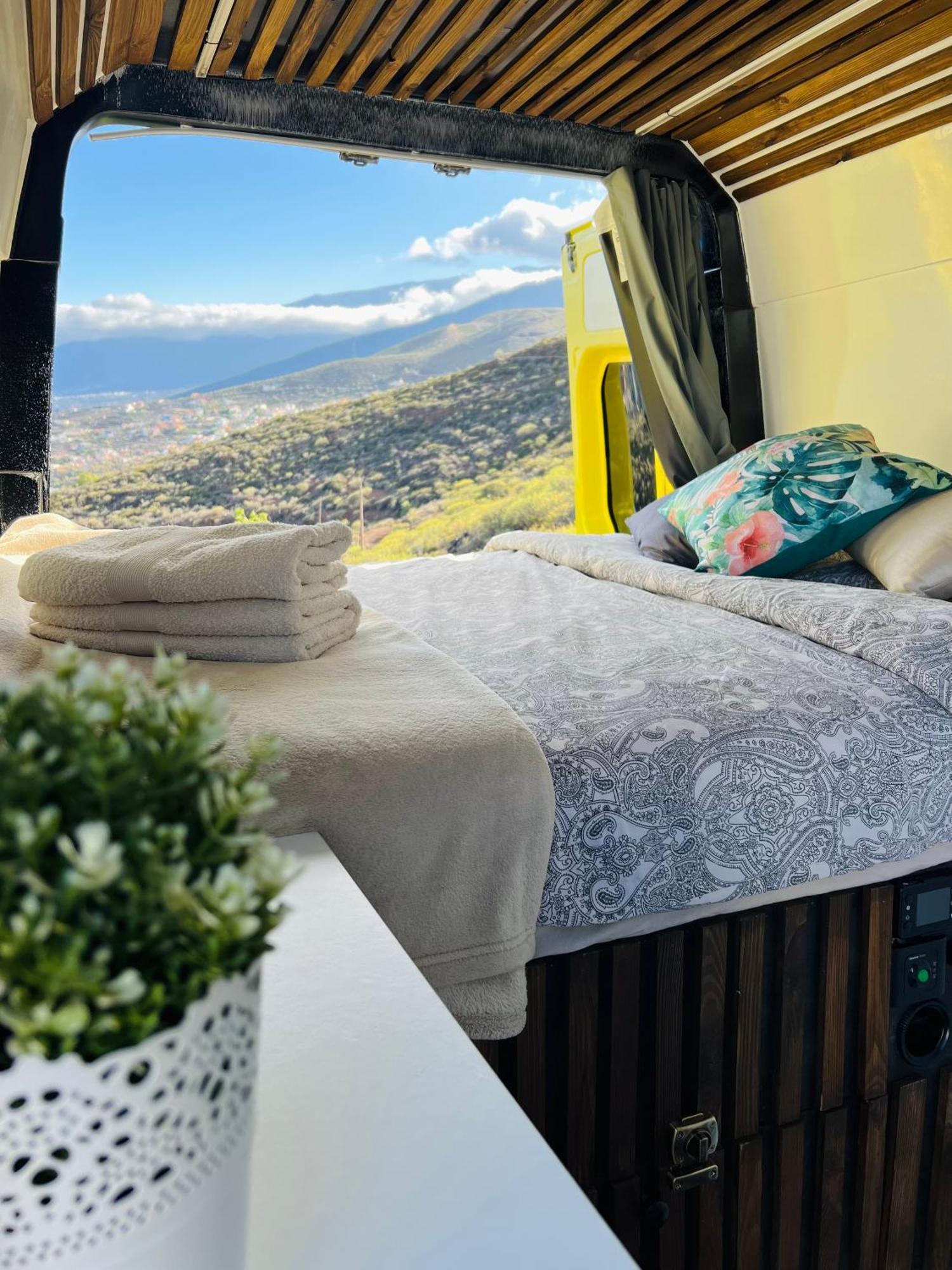 On Road- Feel Freedom With Campervan! Guincho  Extérieur photo