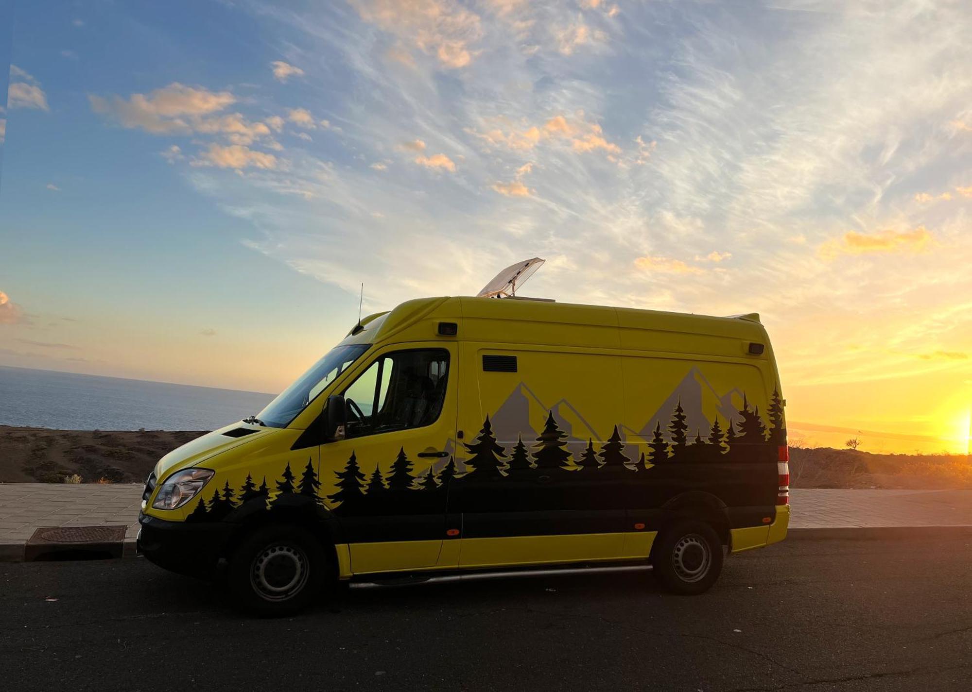 On Road- Feel Freedom With Campervan! Guincho  Extérieur photo