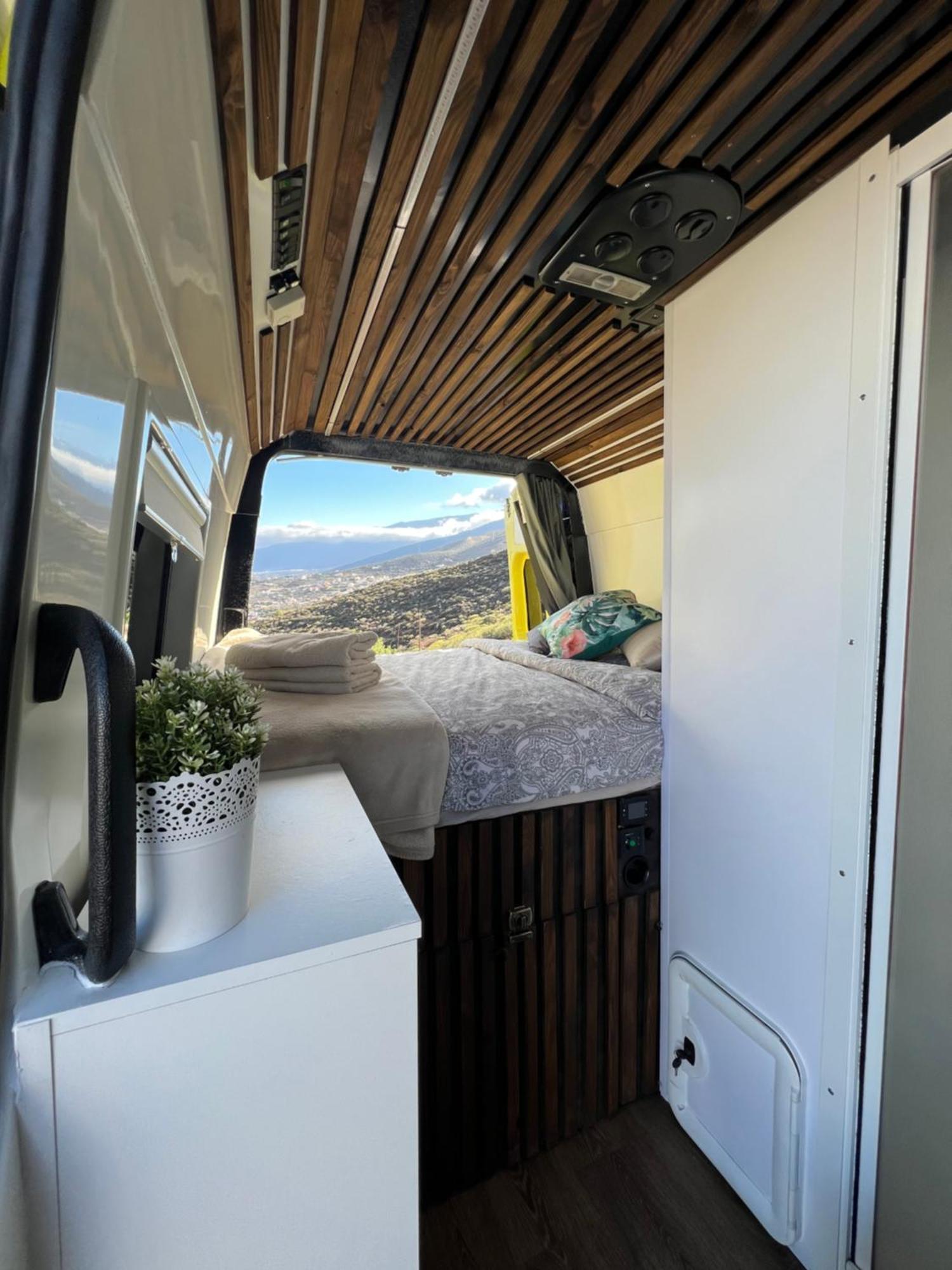 On Road- Feel Freedom With Campervan! Guincho  Extérieur photo