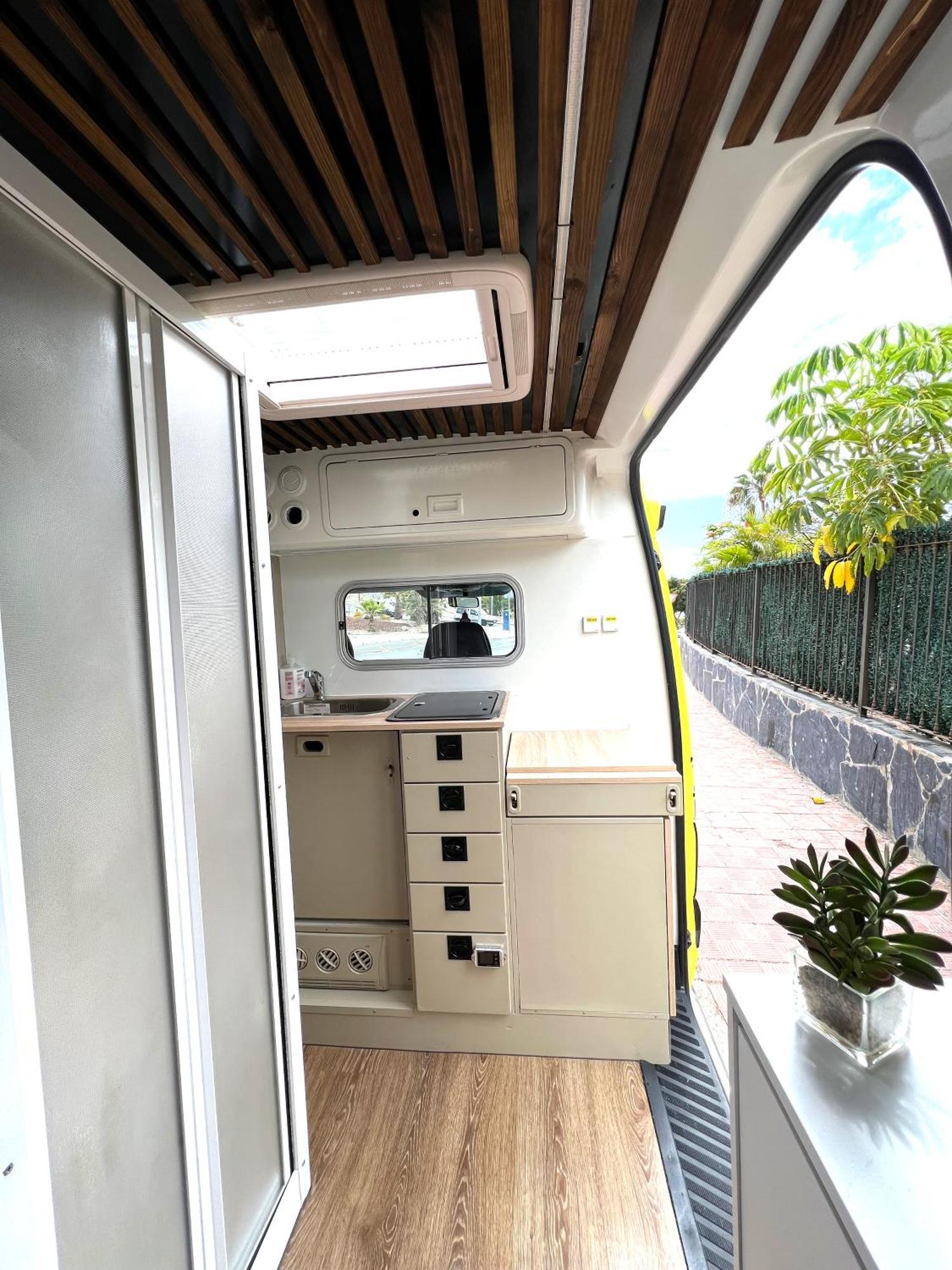 On Road- Feel Freedom With Campervan! Guincho  Extérieur photo