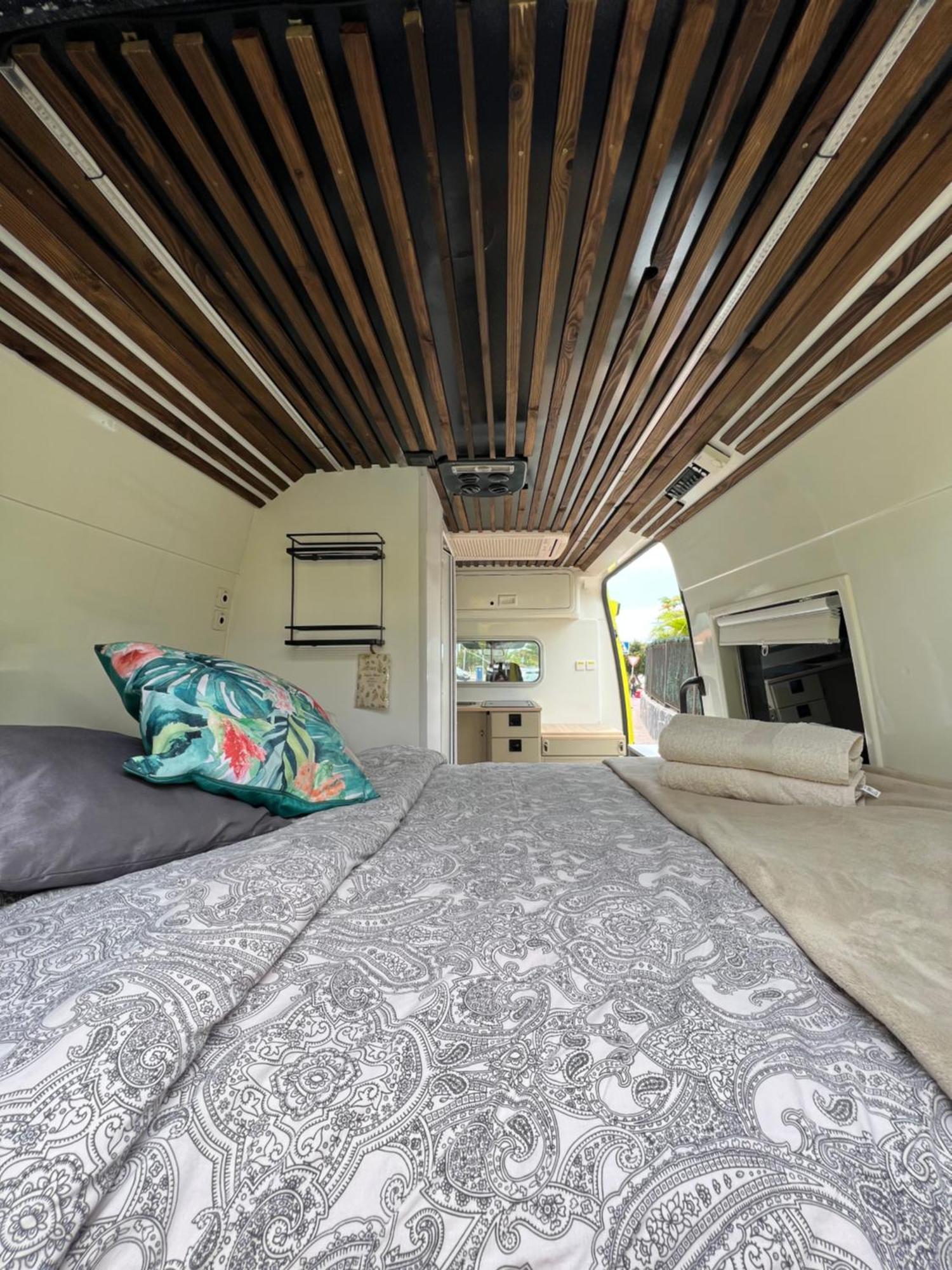 On Road- Feel Freedom With Campervan! Guincho  Extérieur photo