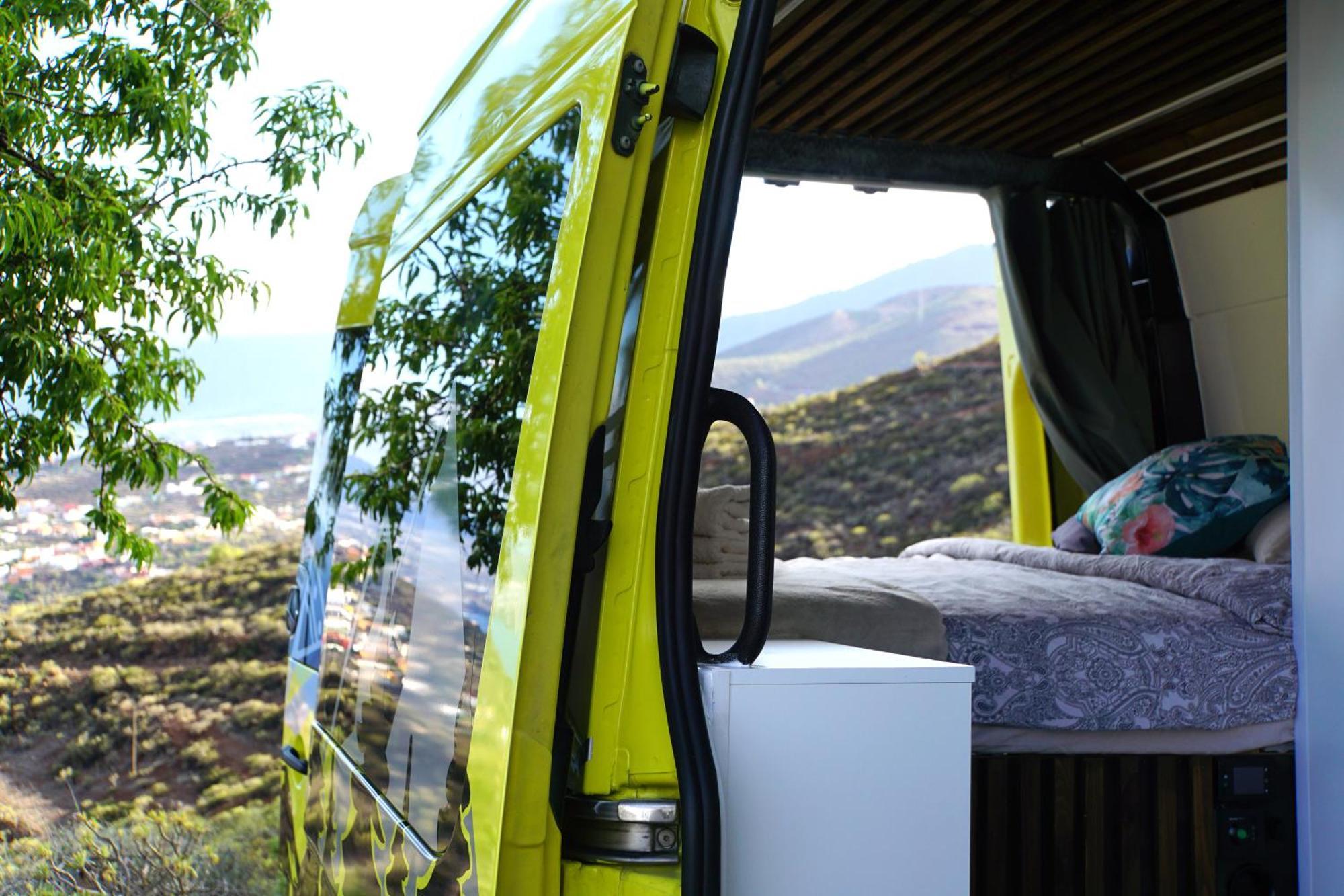 On Road- Feel Freedom With Campervan! Guincho  Extérieur photo